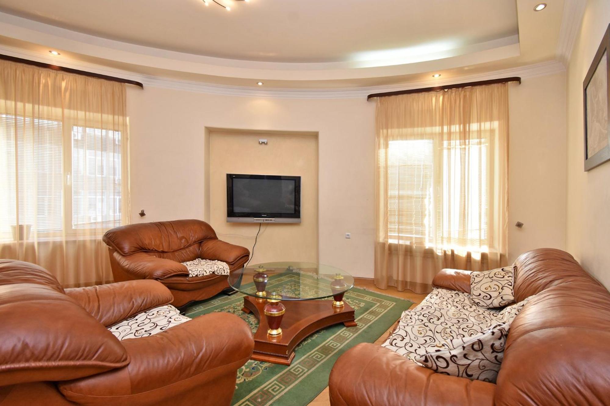 Amigo Guest Hostel Yerevan Exterior photo