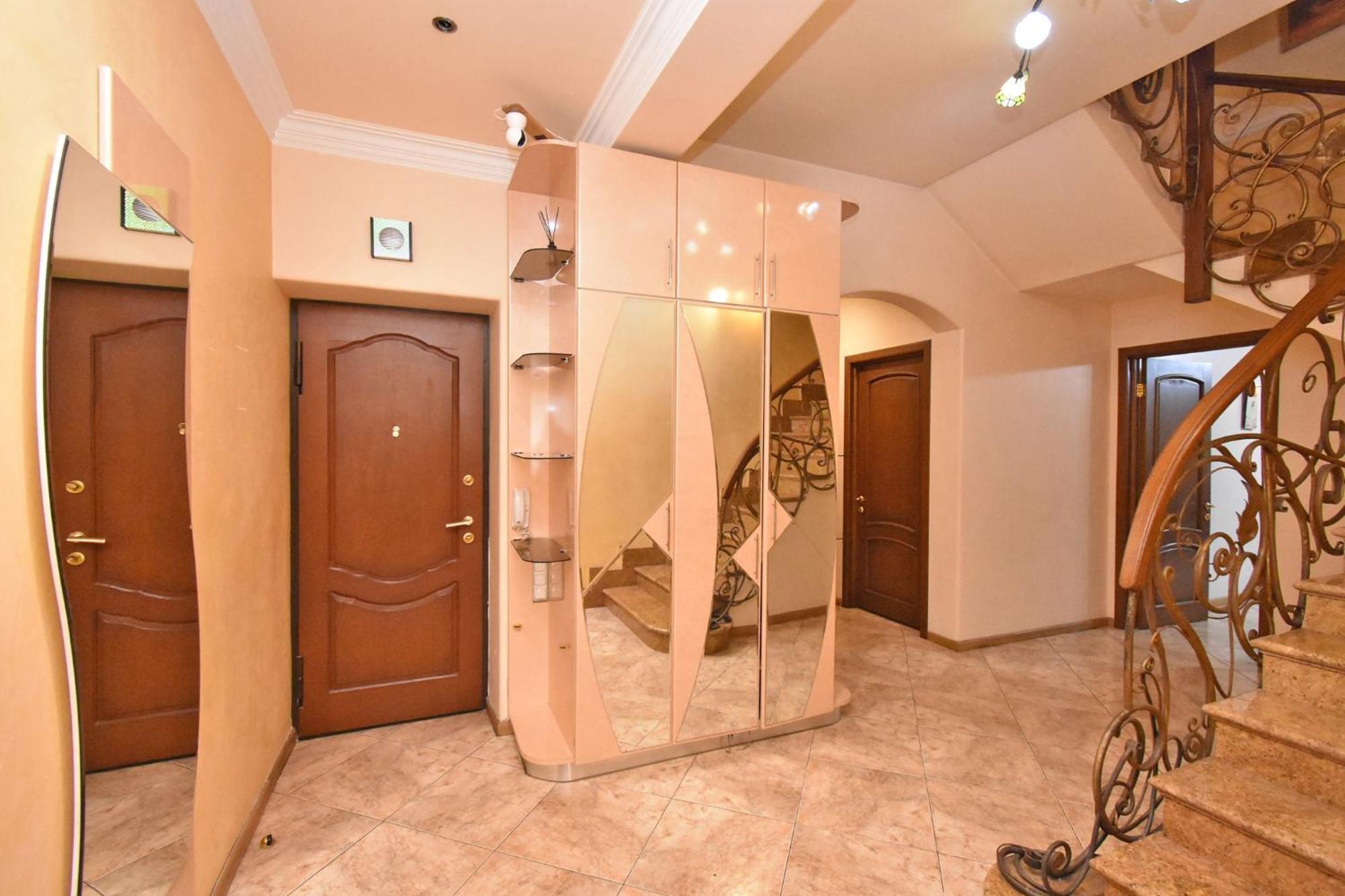 Amigo Guest Hostel Yerevan Exterior photo